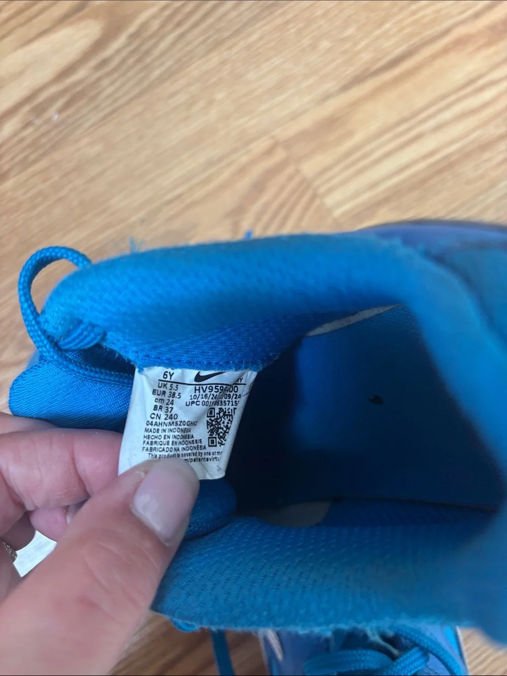 Nike Teal-Blue Athletic Sneakers with White Swoosh.   Used for indoor soccer